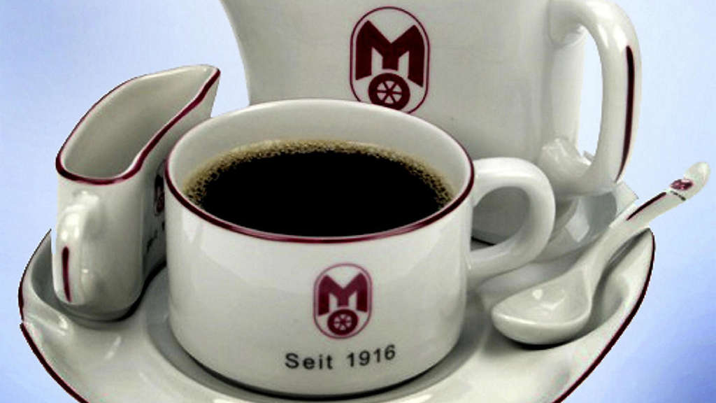 1061991904-schlafwagen-mitropa-bahn-5xzf